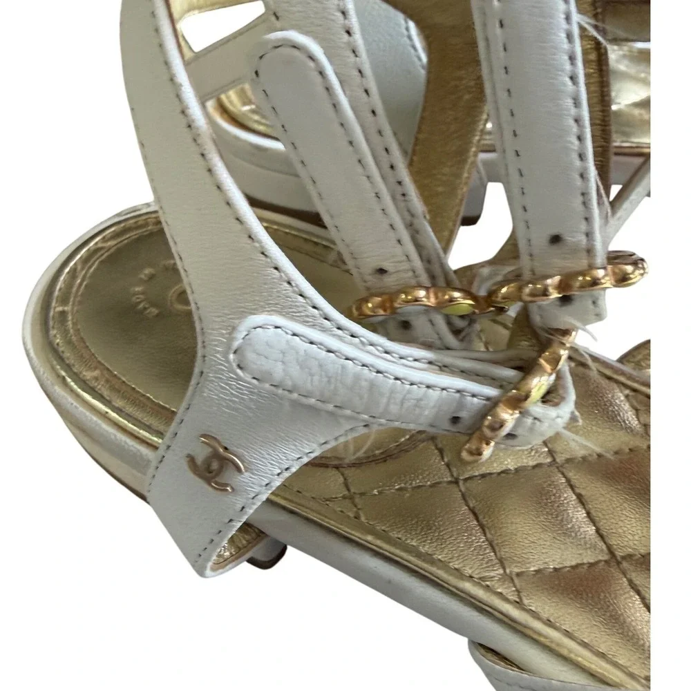 Chanel CC White Leather Strappy Gladiator Sandals Toe Loop Grippiz Jewel 38